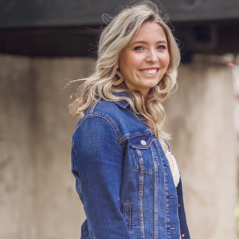 Meet your Posher, Shelly